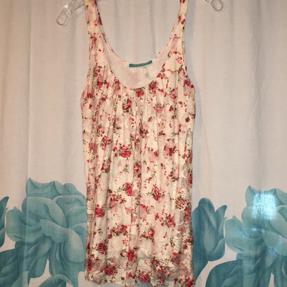 Julie’s Closet Lace tank top with underslip